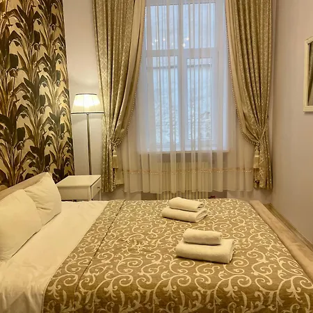 Apartment In Art Nouveau District Riga