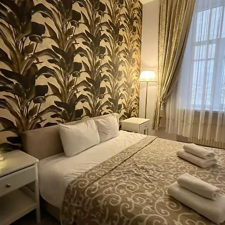 아파트 In Art Nouveau District