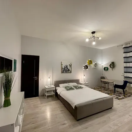 In Art Nouveau District 아파트 리가