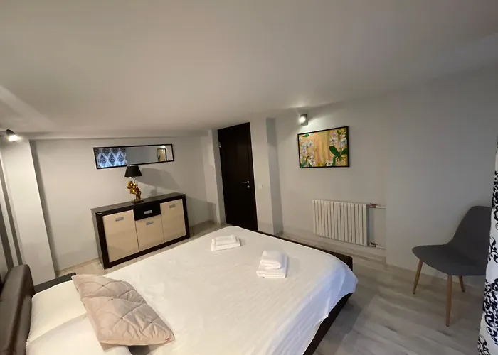 In Art Nouveau District Апартаменты *