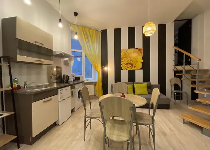 In Art Nouveau District Апартаменты Рига